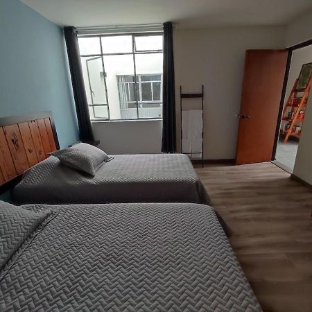 El Salto De Camela Hostal Uruapan  Экстерьер фото