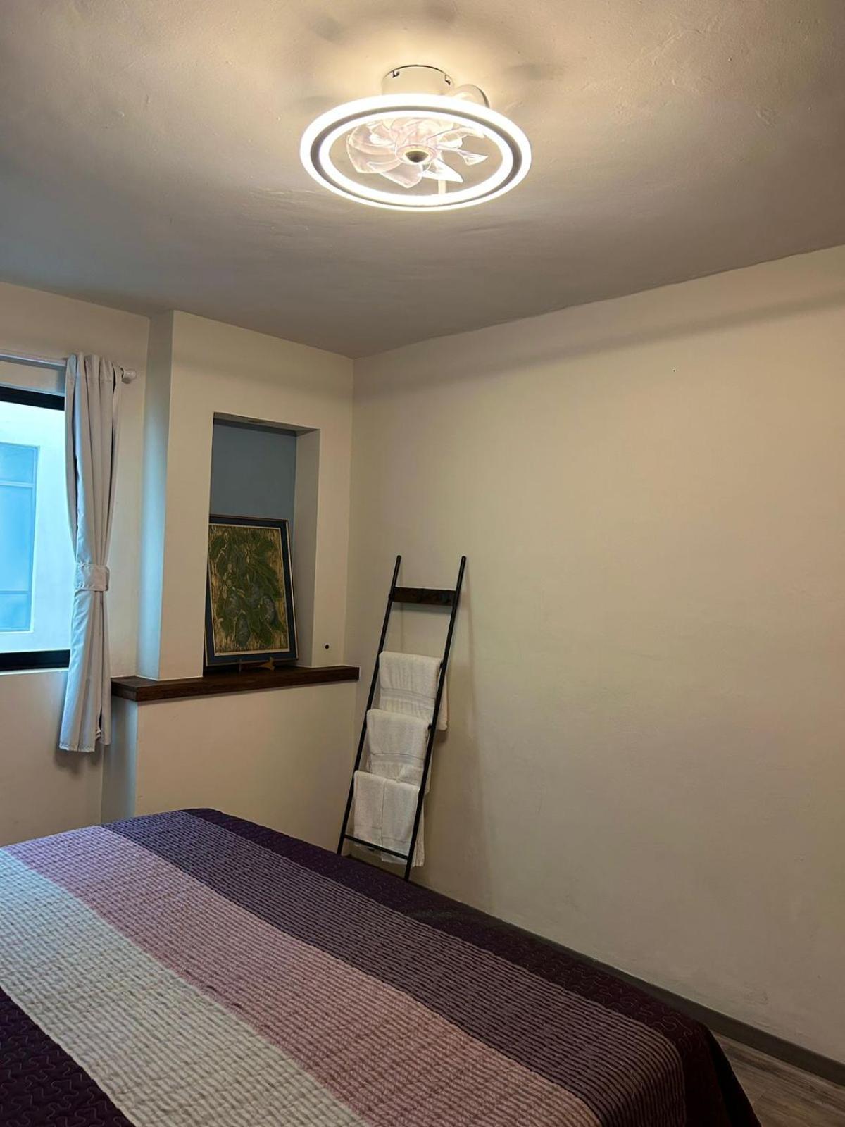 El Salto De Camela Hostal Uruapan  Номер фото