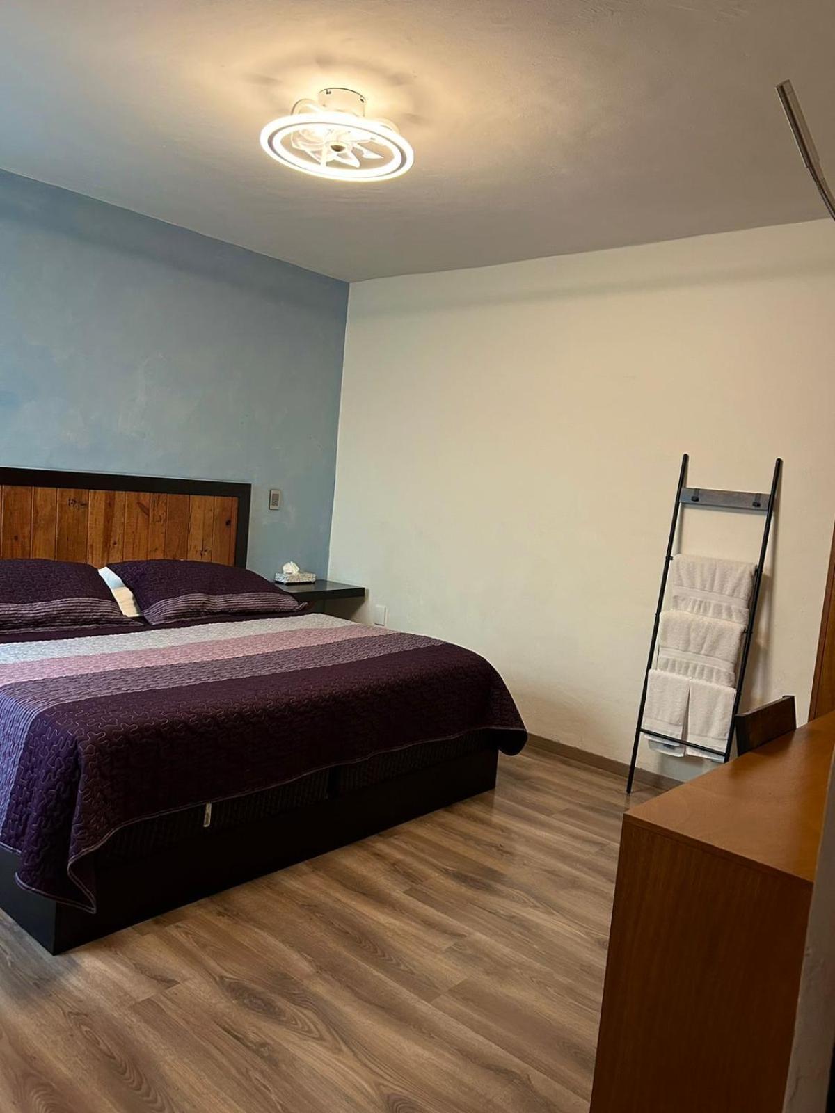 El Salto De Camela Hostal Uruapan  Экстерьер фото